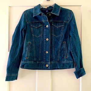 Gap Jean Jacket! Only worn once!